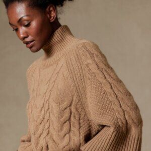 Banana Republic Cavo Flare-Sleeve Sweater - Size Petite Large EUC